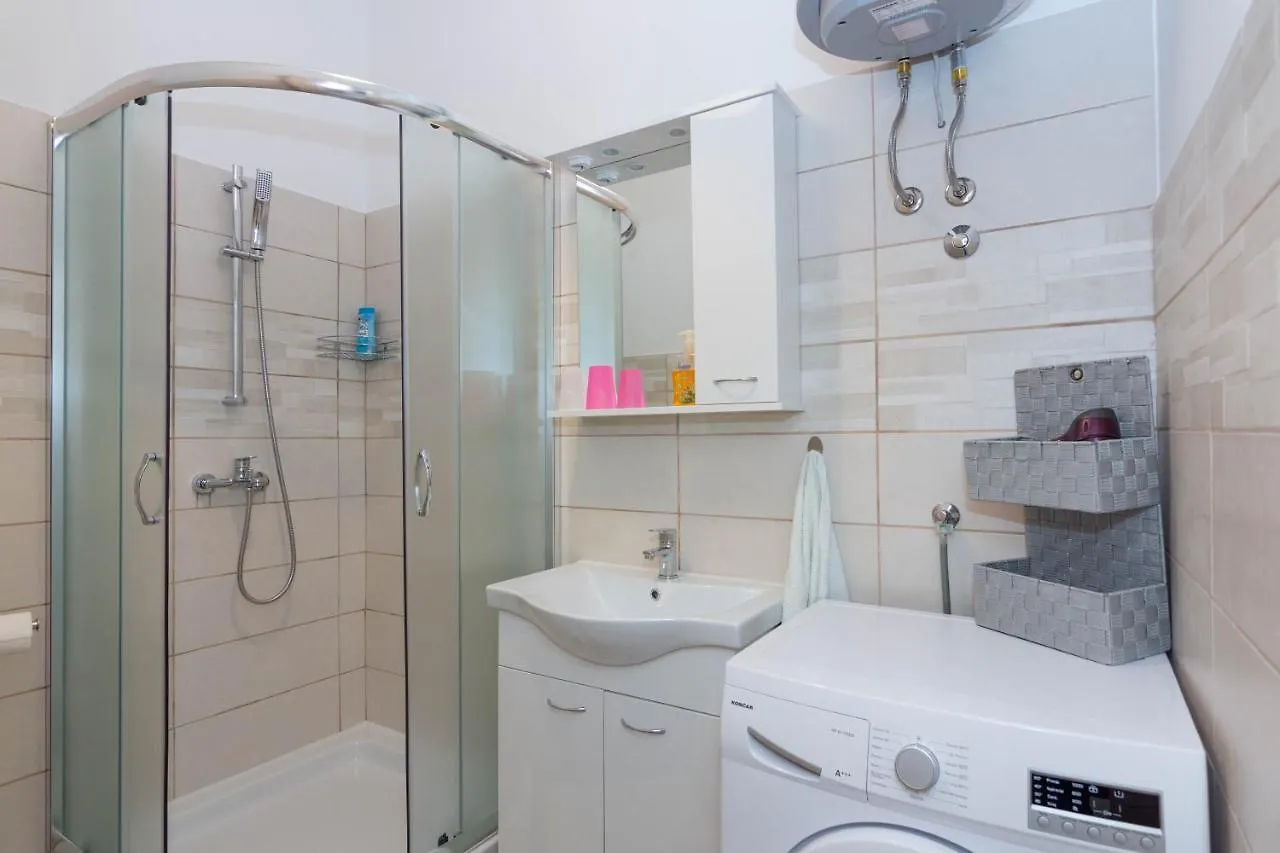 Apartment Ana Pula